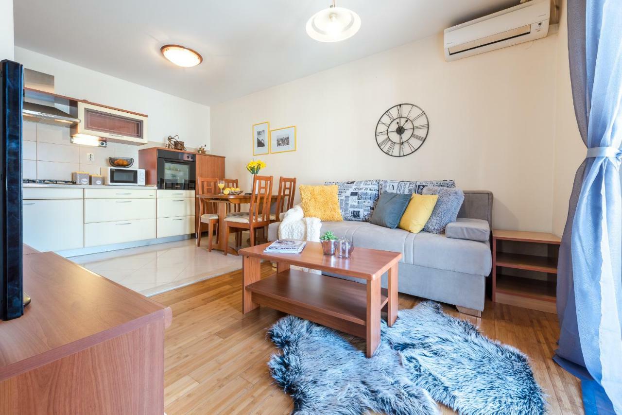 Summer Life Apartment スラノ エクステリア 写真